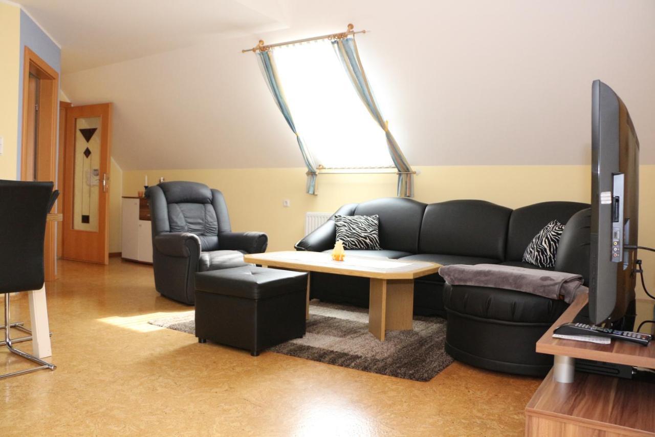 Ferienwohnung Moni Geiseldorf Exteriör bild