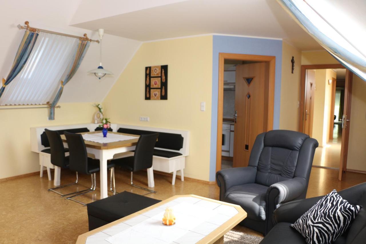 Ferienwohnung Moni Geiseldorf Exteriör bild