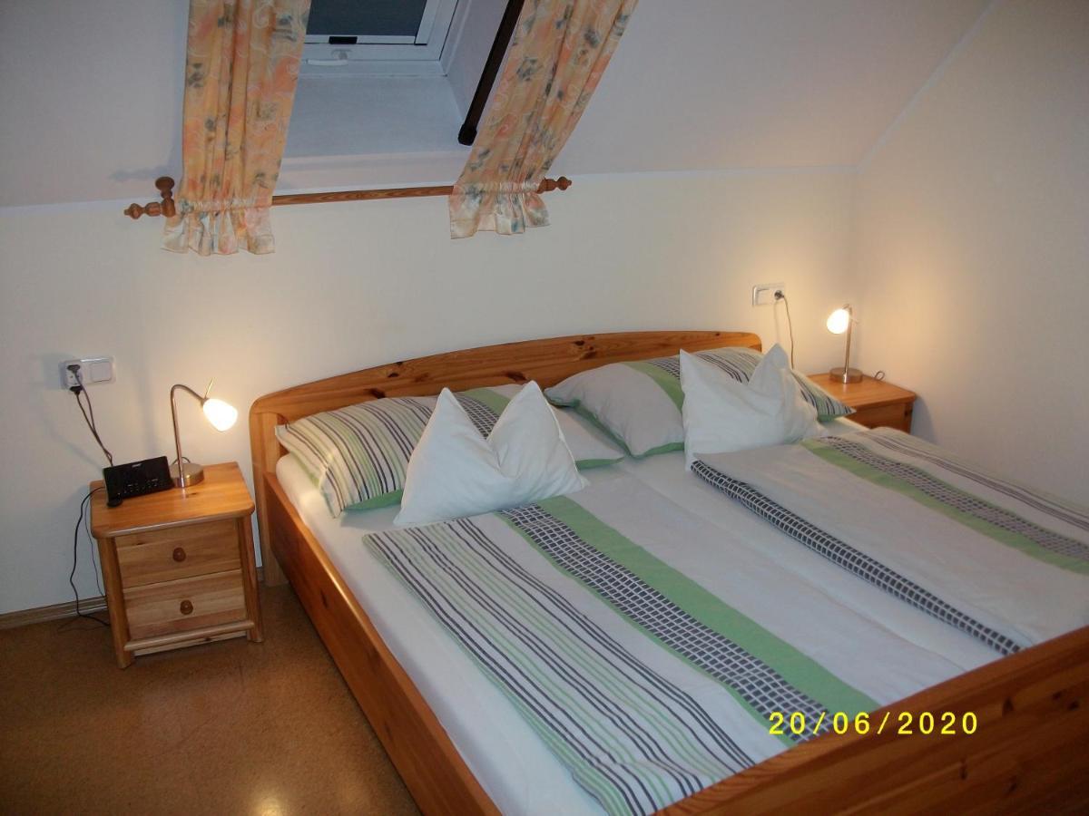 Ferienwohnung Moni Geiseldorf Exteriör bild