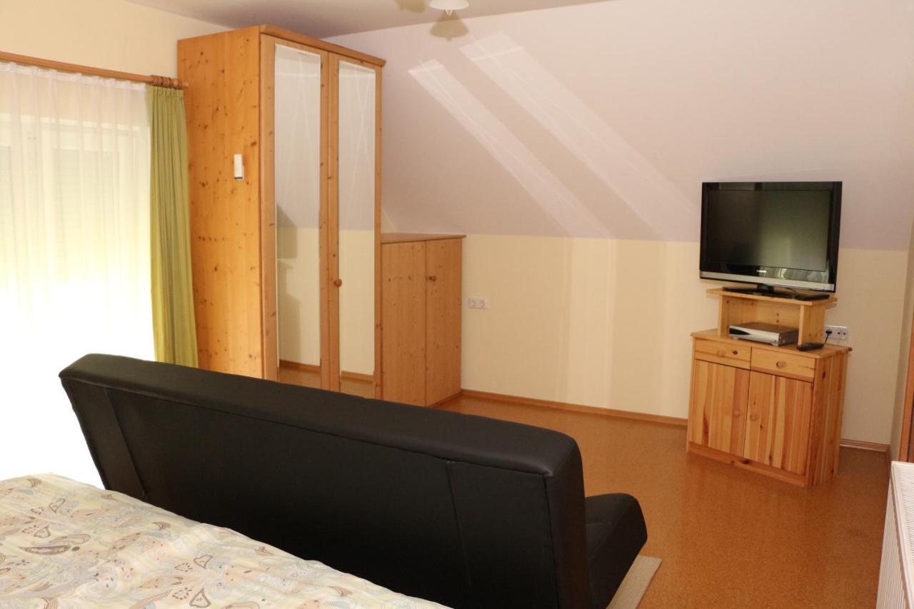 Ferienwohnung Moni Geiseldorf Exteriör bild